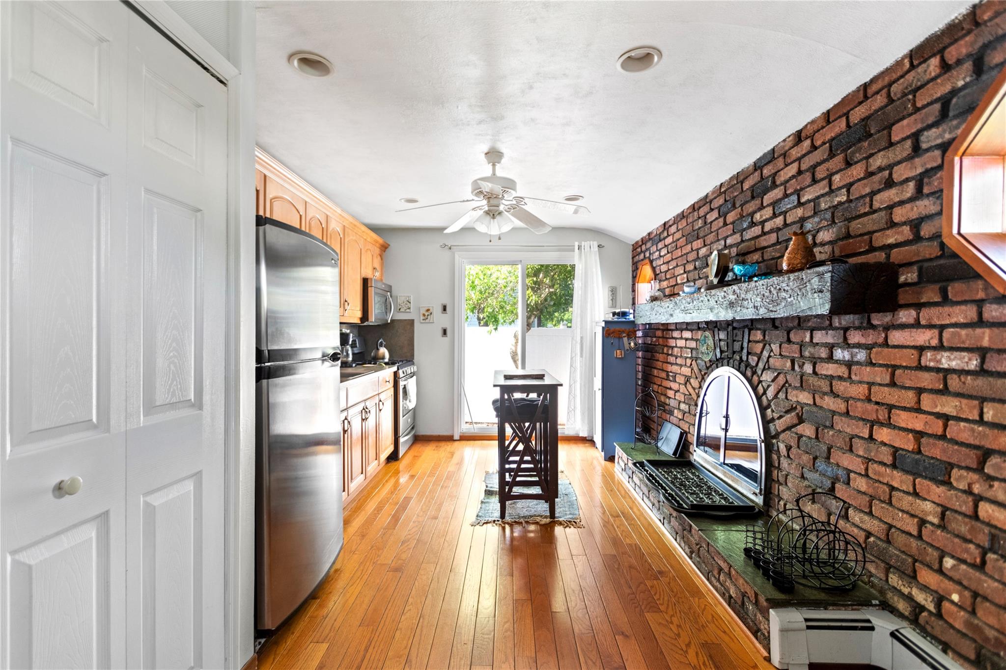 3106 New London Avenue
