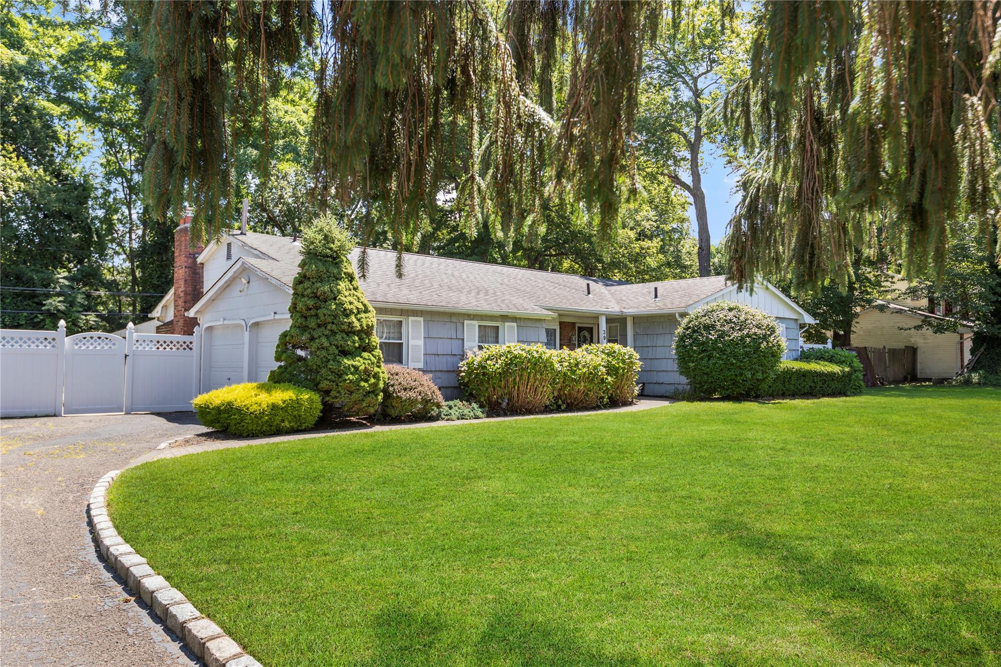 39 Winfield Davis Drive