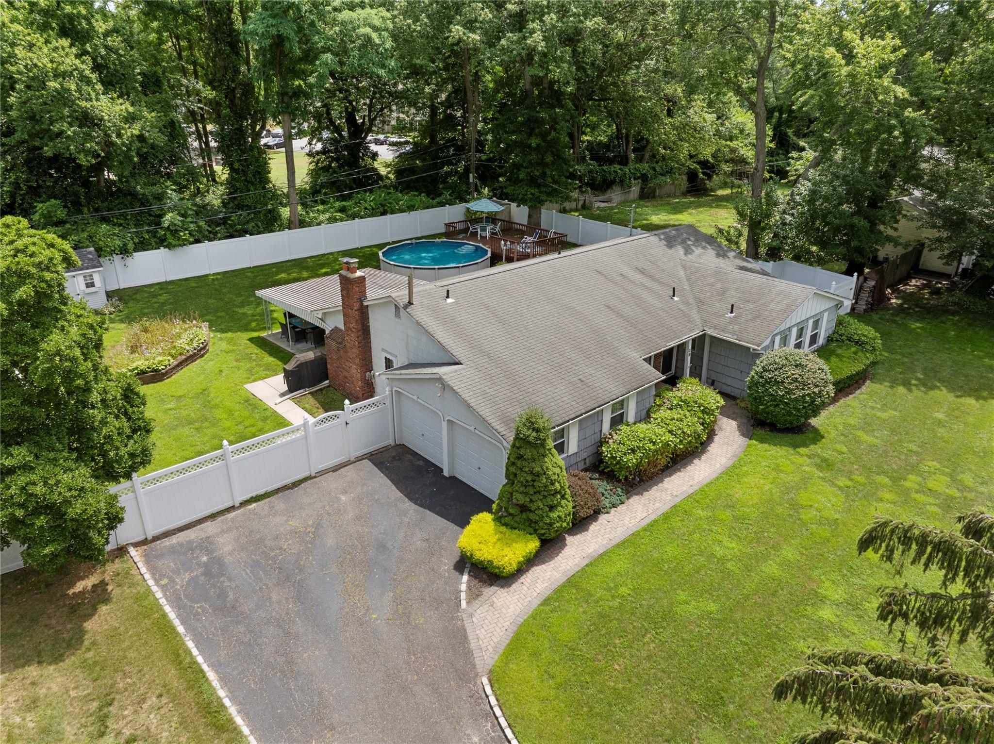 39 Winfield Davis Drive