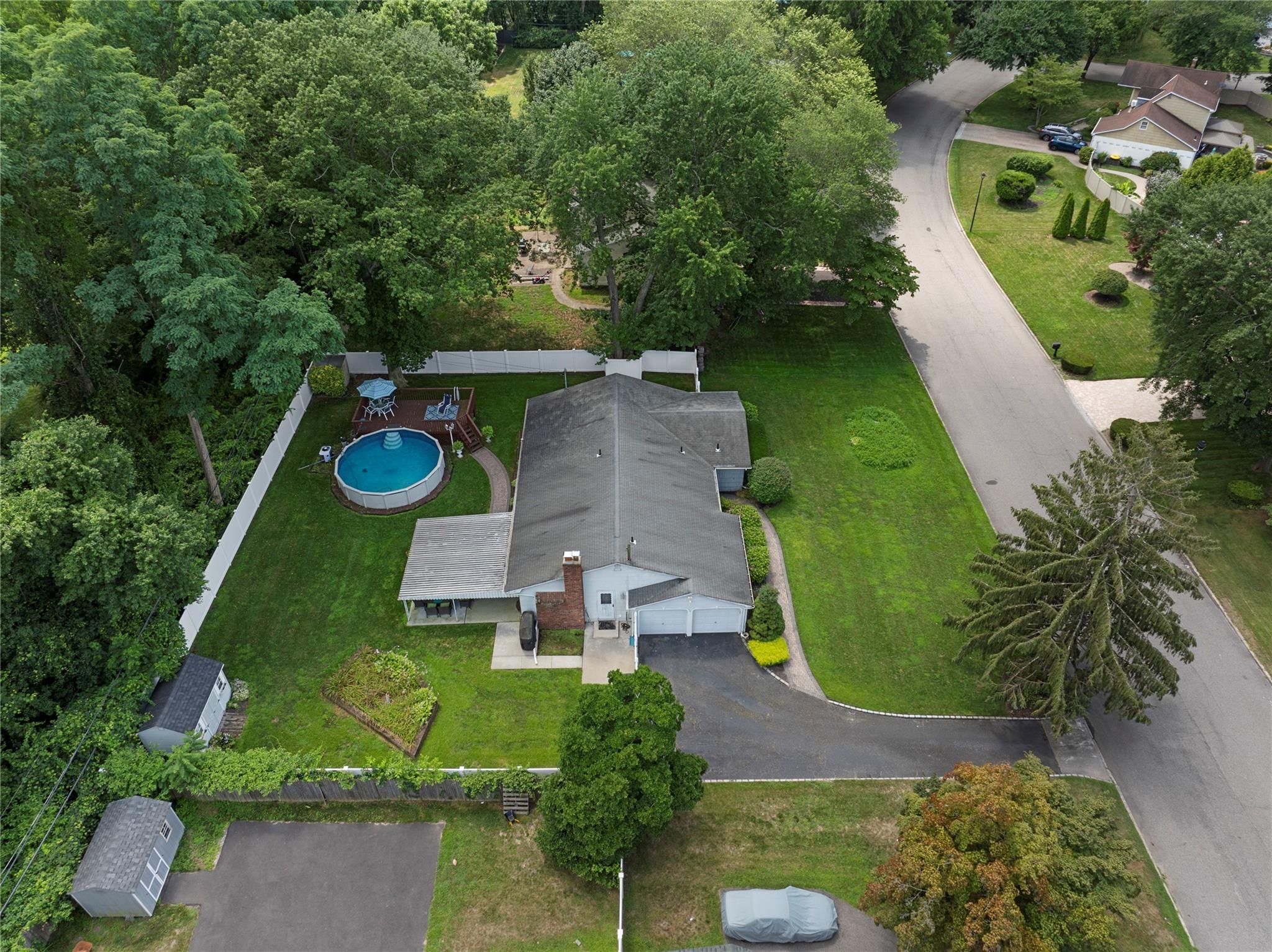 39 Winfield Davis Drive