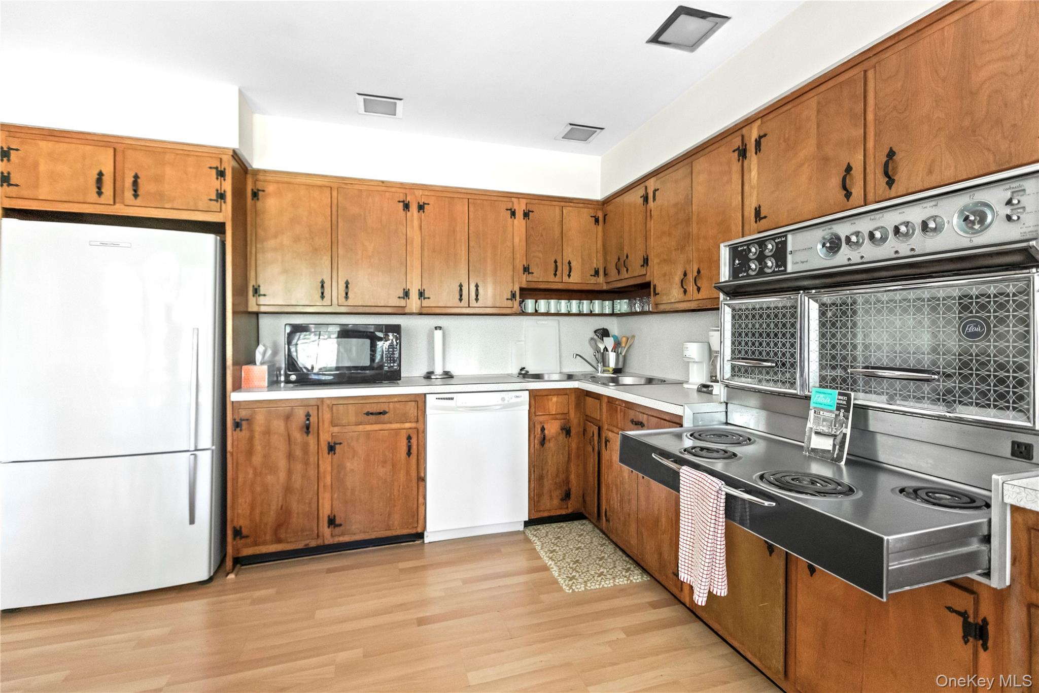 275 Durkee Lane