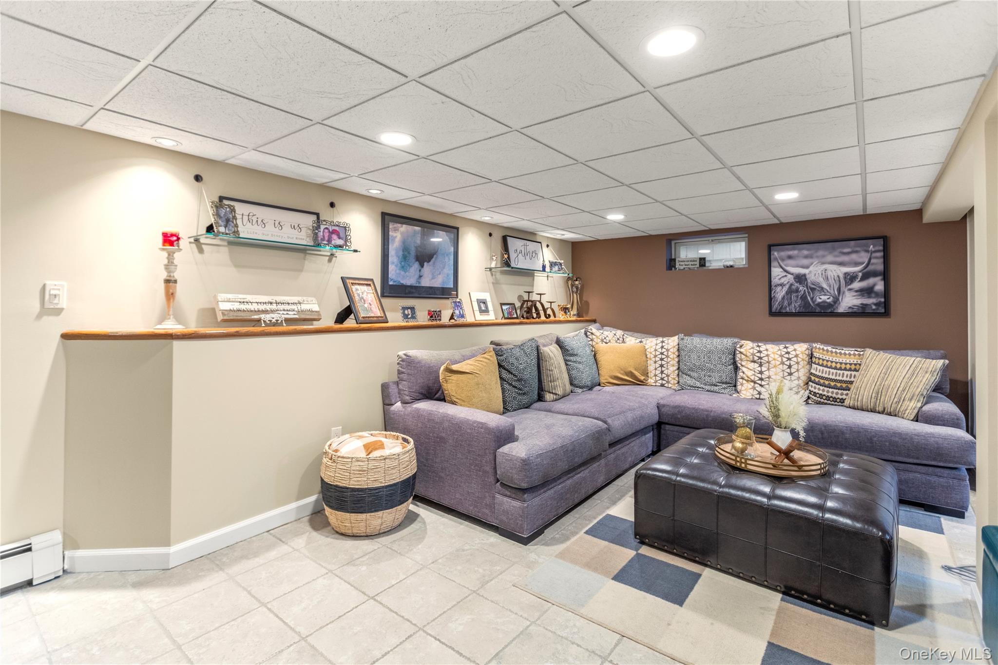 3556 Centerview Avenue