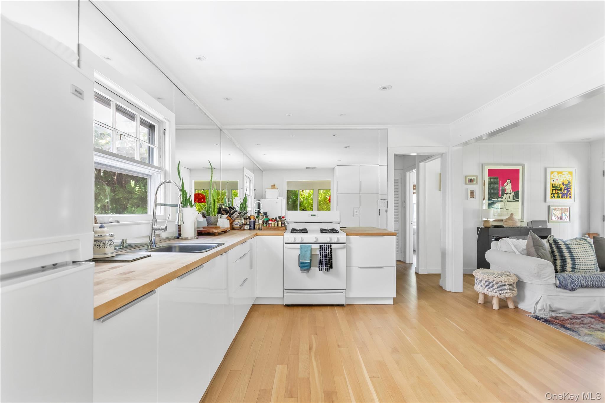 262 Woodacres Road
