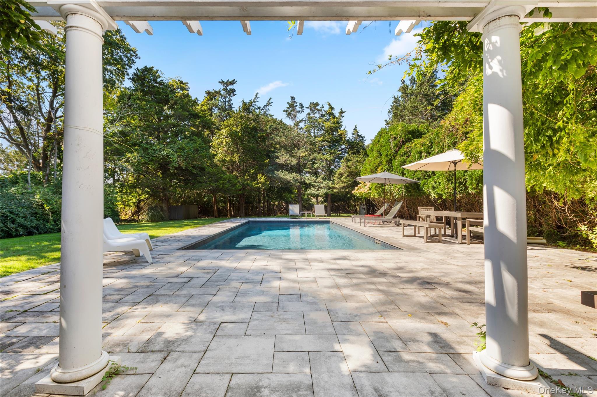 262 Woodacres Road