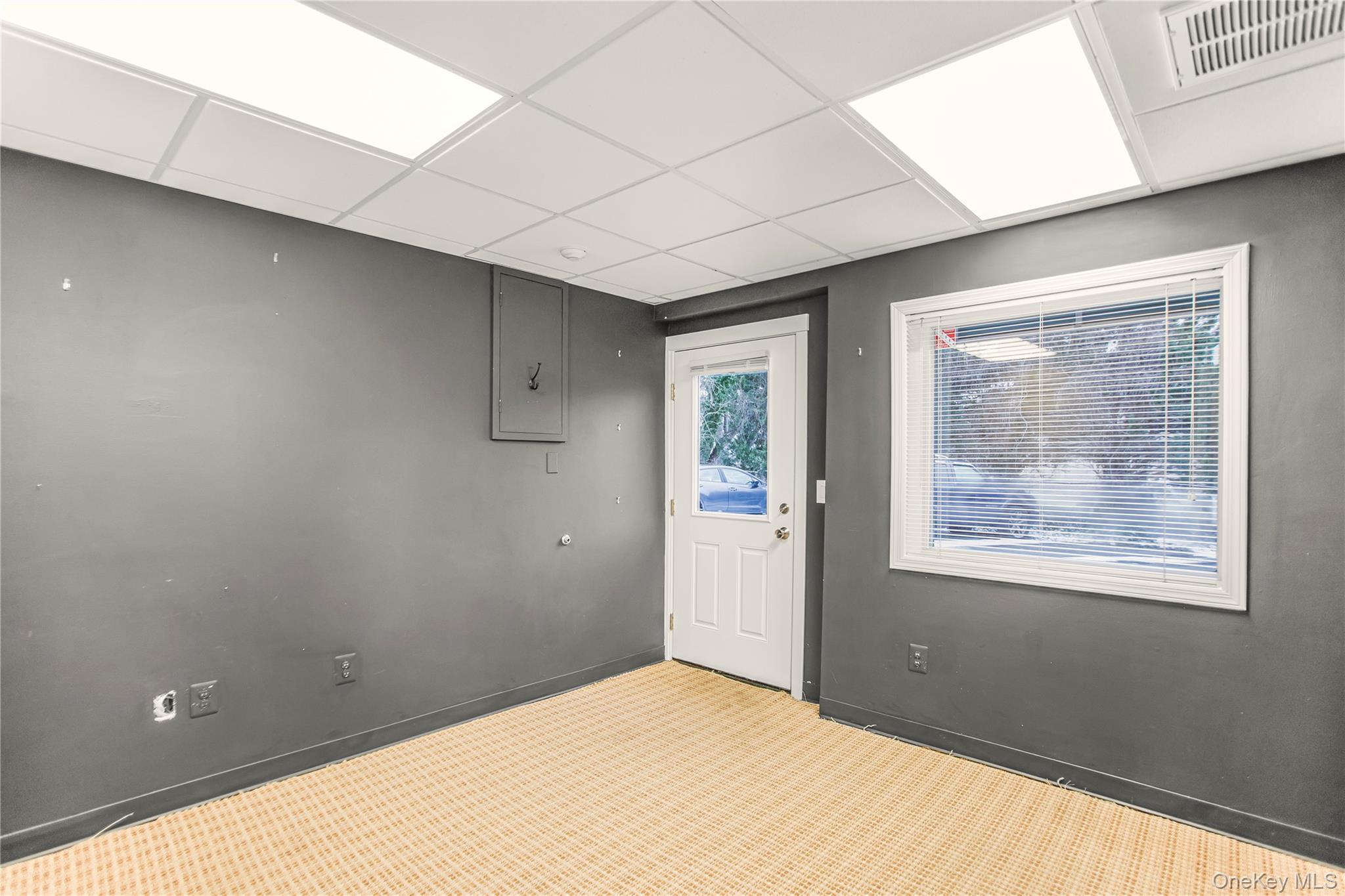 146 S Country Road Unit: 3