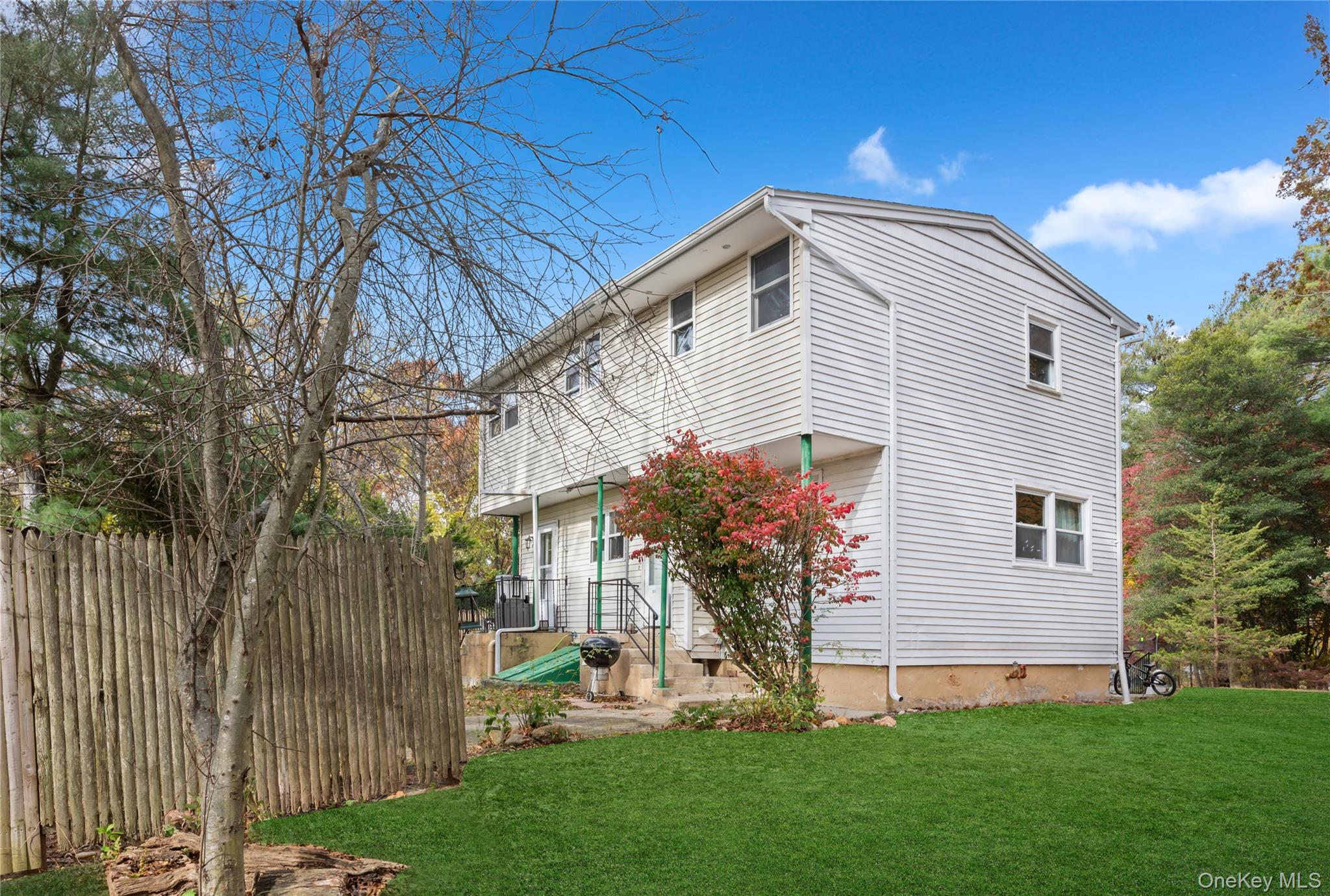 246 Atlantic Place Unit: second floor