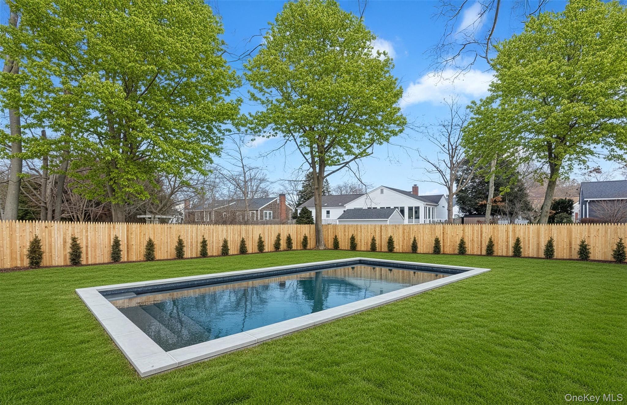 21 N Howells Point Road