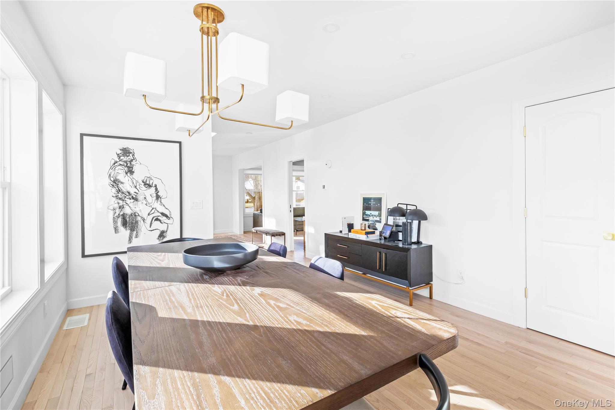 21 N Howells Point Road