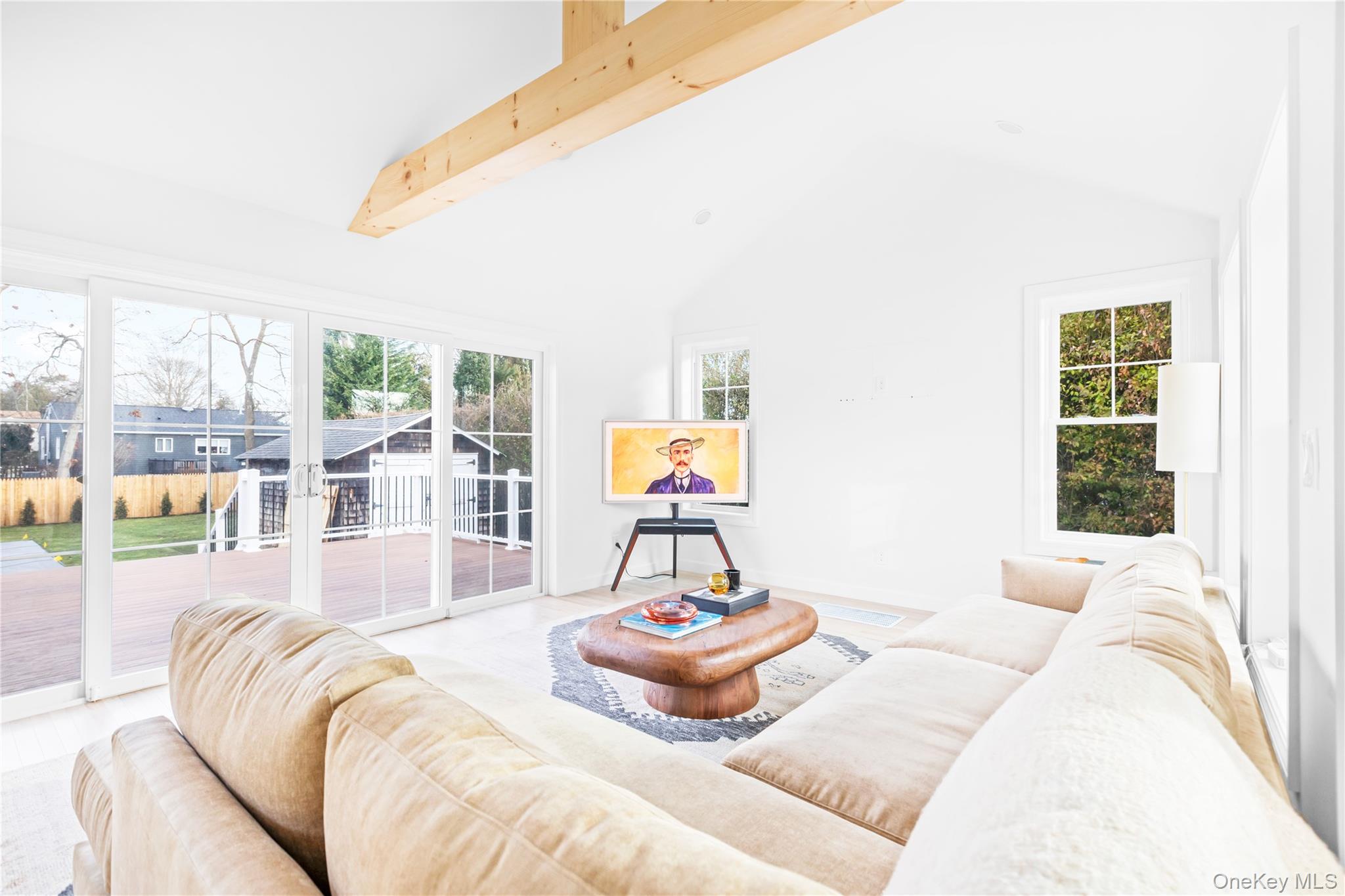 21 N Howells Point Road