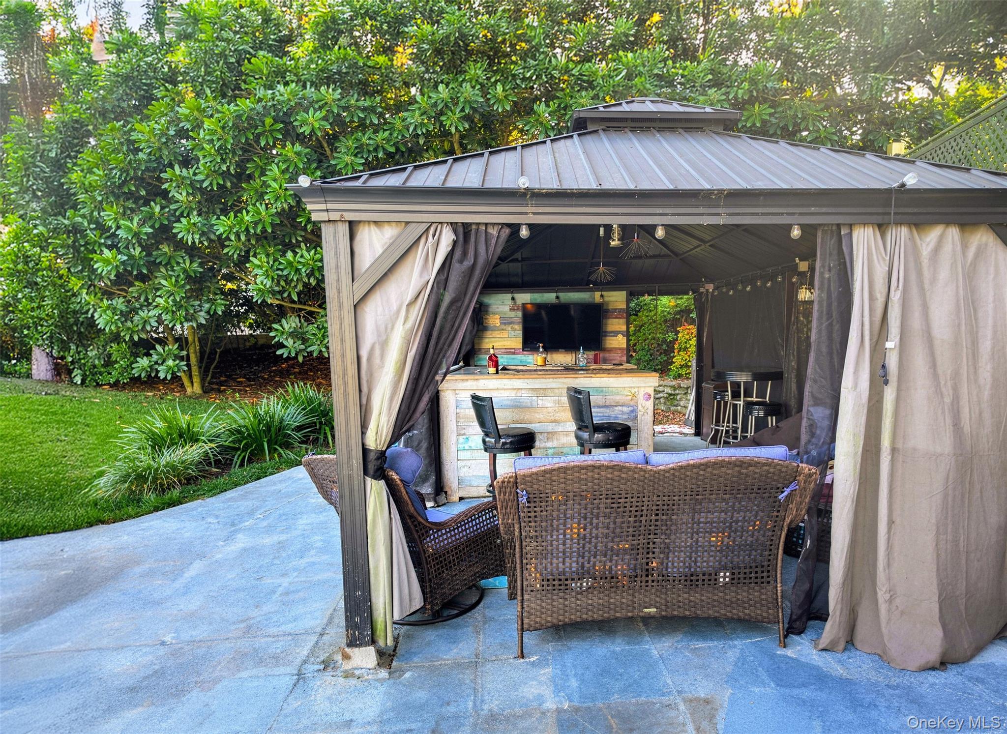 230 Eastport Manor Road