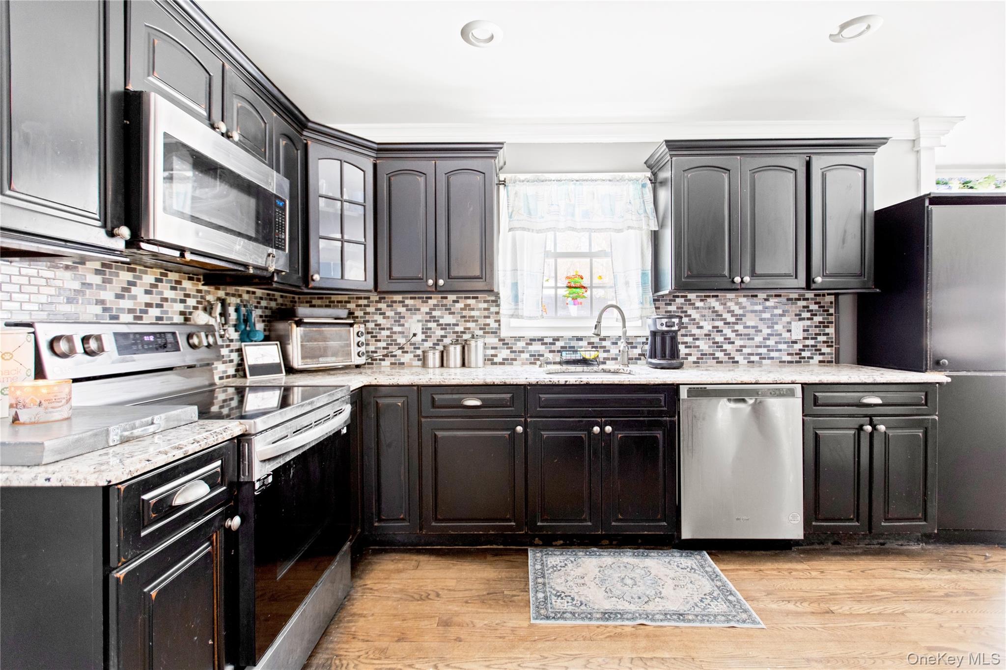 230 Eastport Manor Road