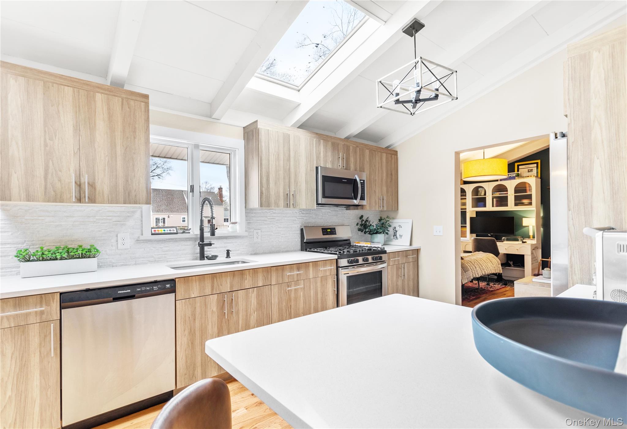 58 N Howells Point Road