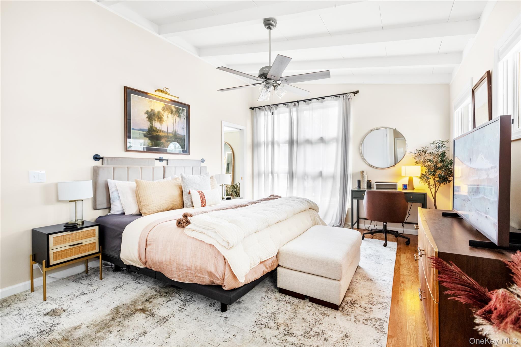 58 N Howells Point Road