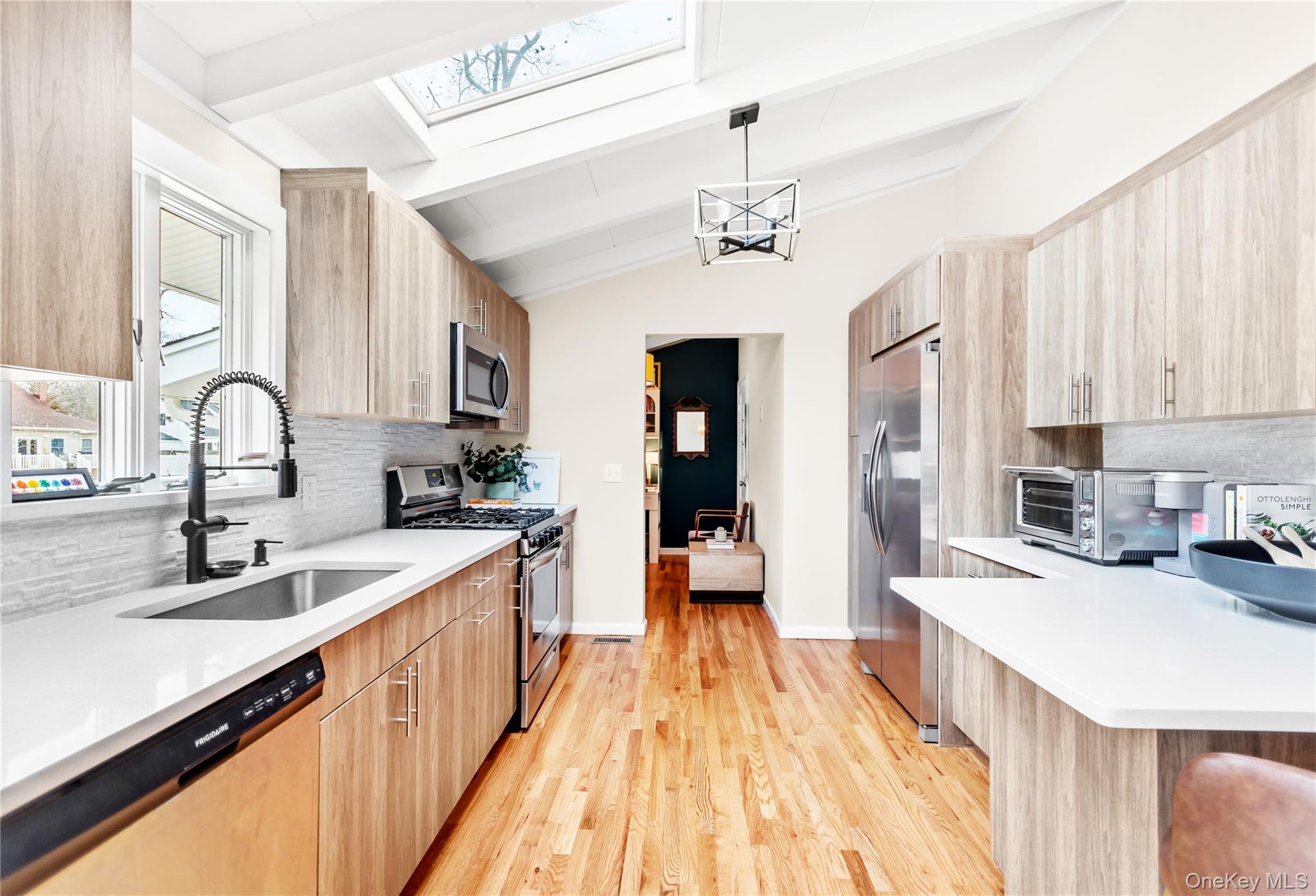 58 N Howells Point Road