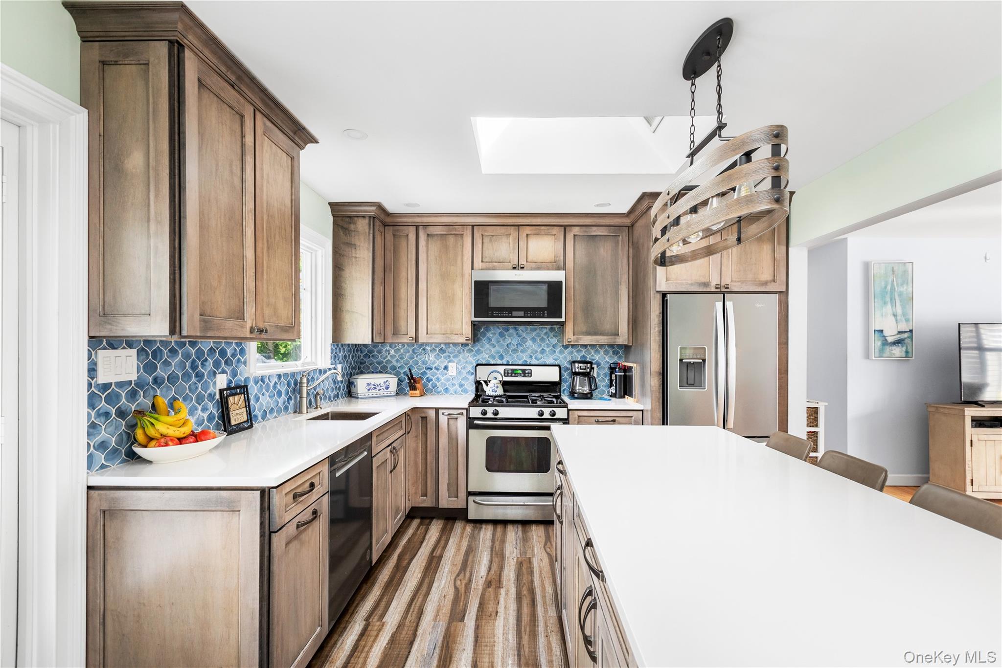 44 Maple Avenue