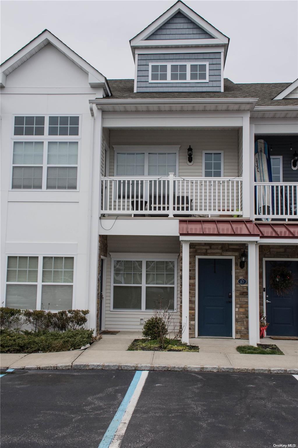 87 Millie Court Unit: 87