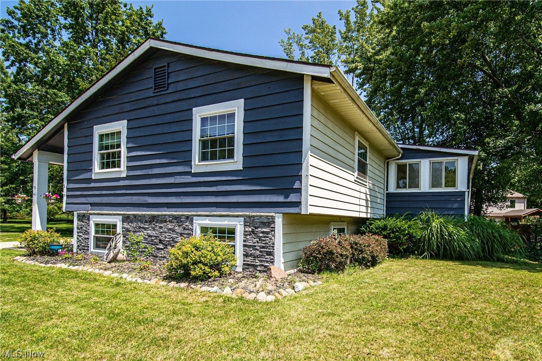 9320 Vintage Court