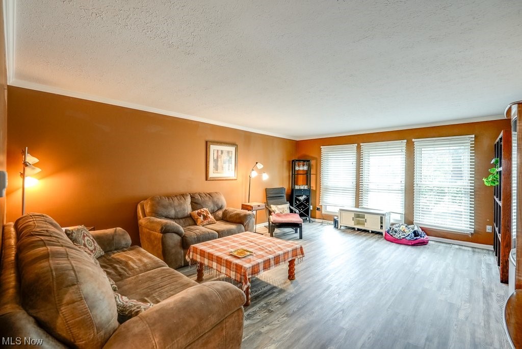 36111 Meadowdale Drive