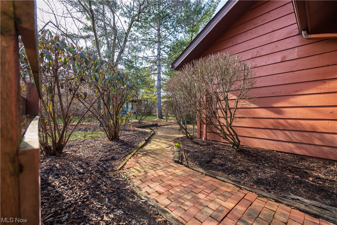 25872 Fairmount