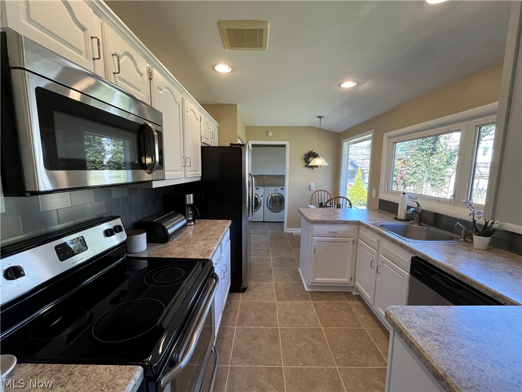469 Sandalwood Drive