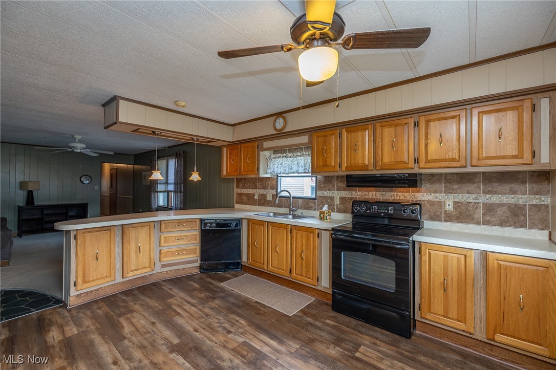 32 Sycamore