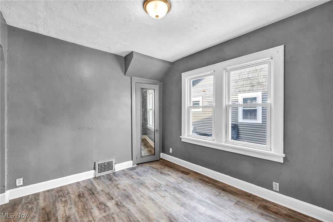 3837 W 132nd Street