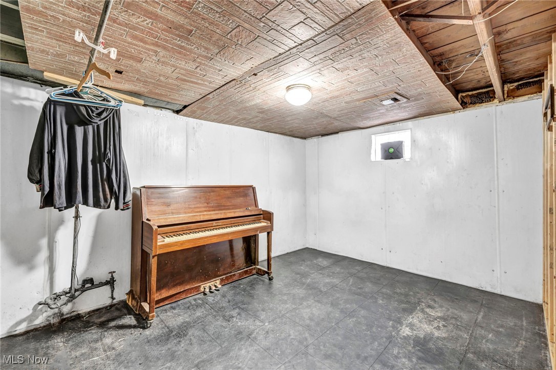 3837 W 132nd Street