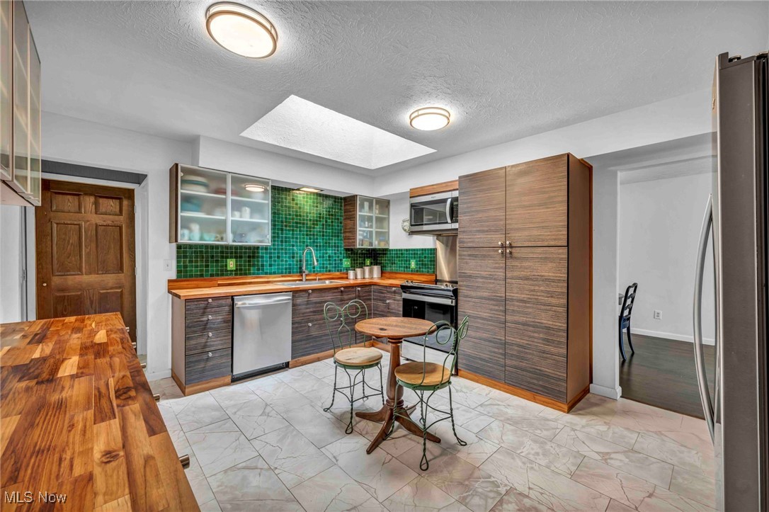30844 Hilliard Boulevard