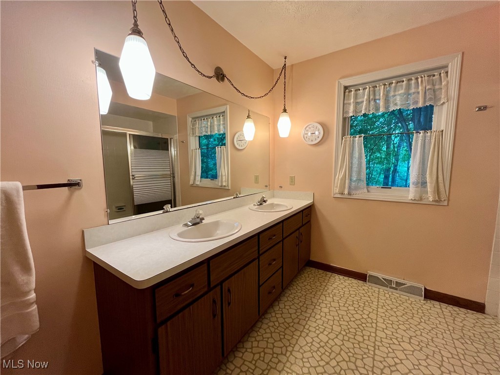 14280 Sweetbriar Lane