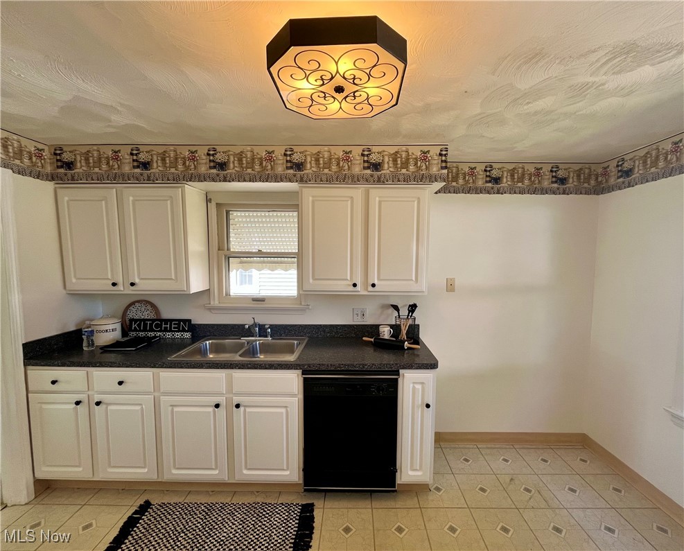 13619 Thraves Avenue