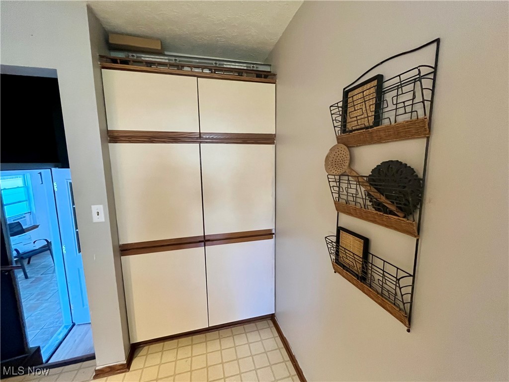 2348 N Haven Boulevard