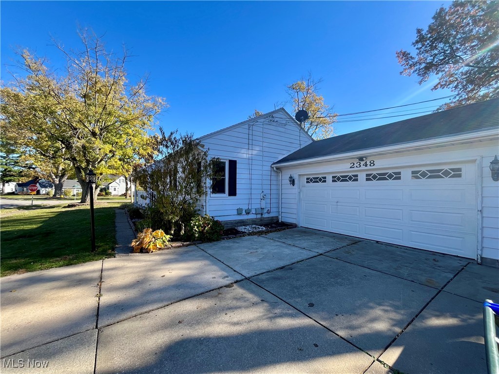 2348 N Haven Boulevard