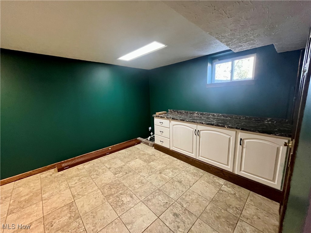 2348 N Haven Boulevard