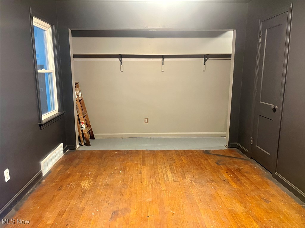 2348 N Haven Boulevard