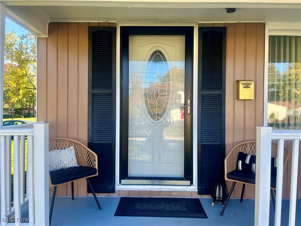 2348 N Haven Boulevard