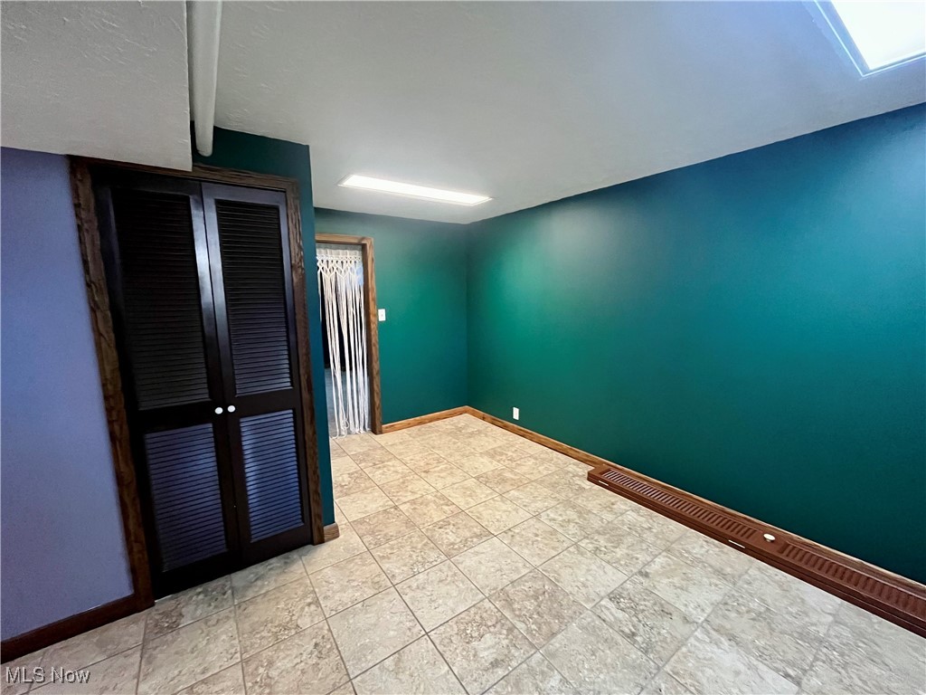 2348 N Haven Boulevard