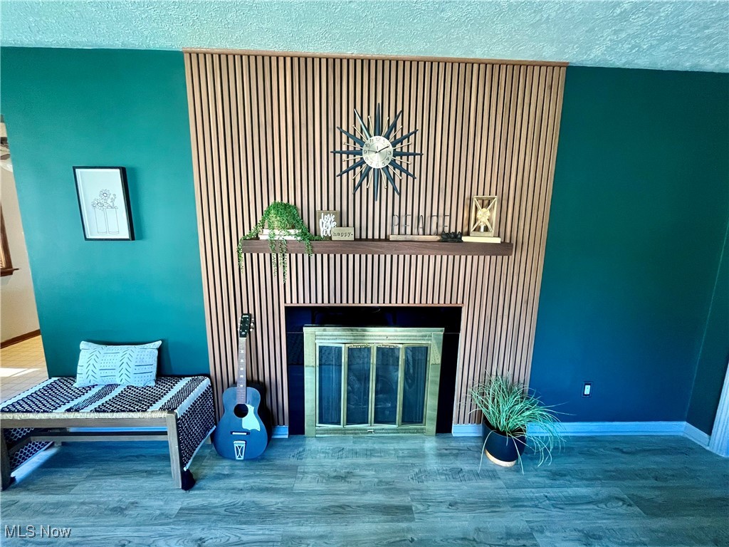 2348 N Haven Boulevard