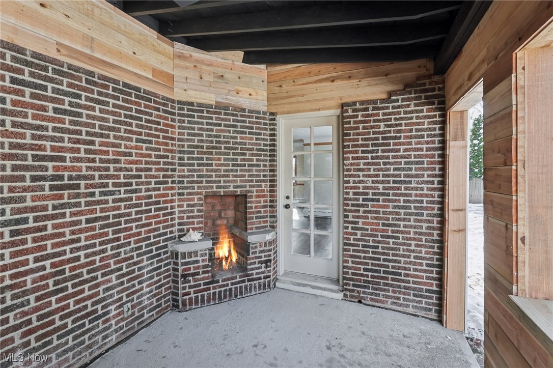 3406 Rocky River Drive