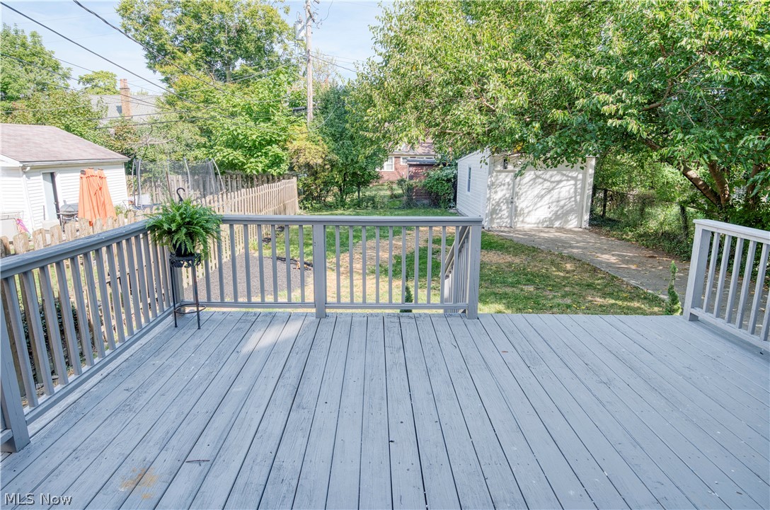 3339 Altamont Avenue