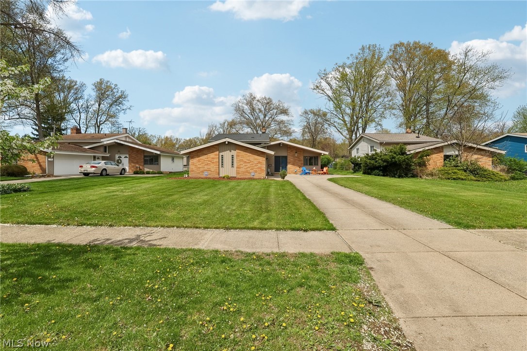 23956 Fairlawn Drive