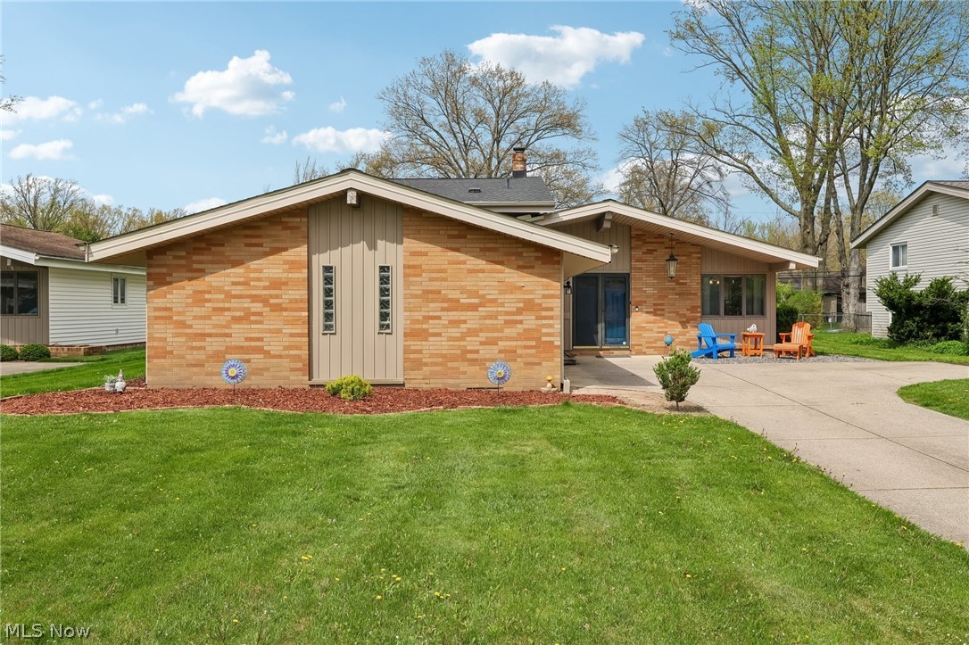 23956 Fairlawn Drive