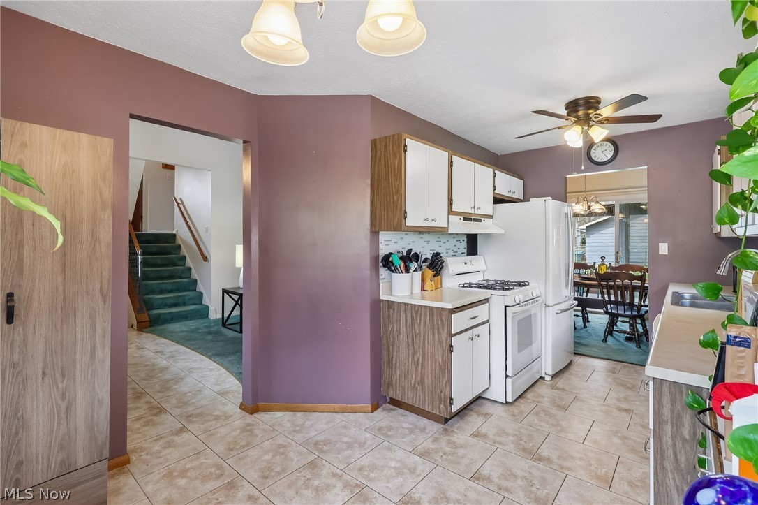23956 Fairlawn Drive