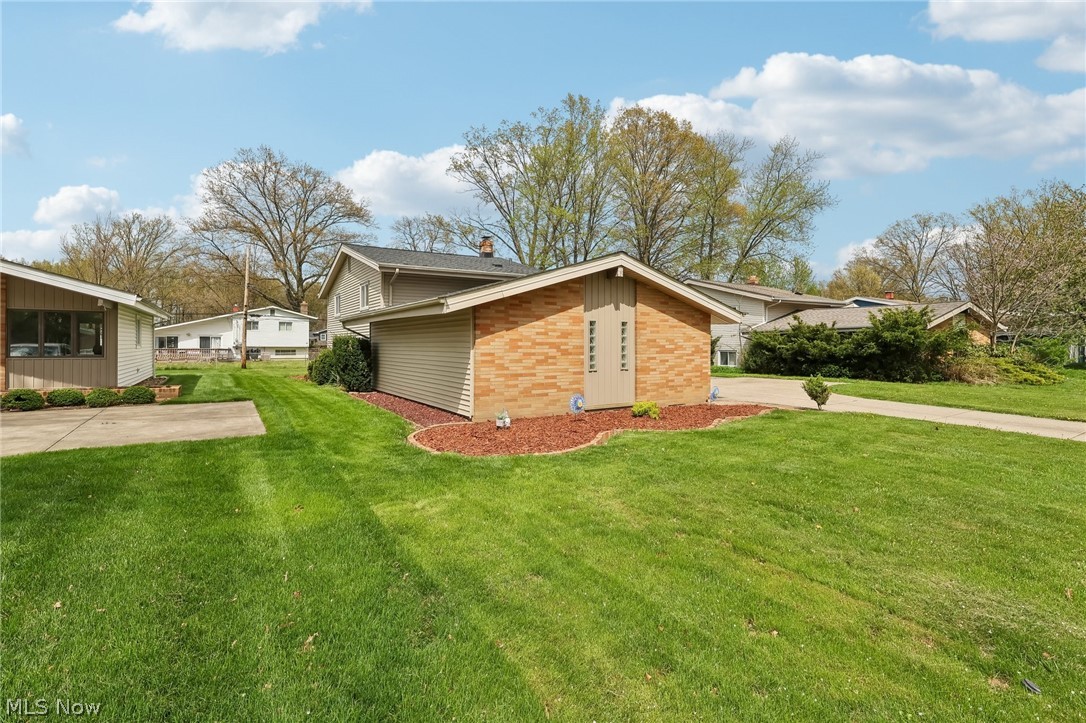 23956 Fairlawn Drive