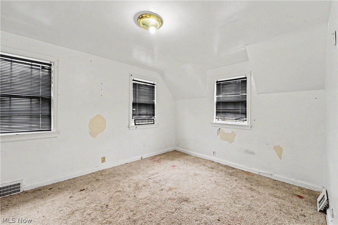 1358 Peckham Street