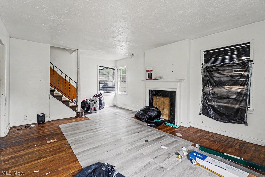 1358 Peckham Street