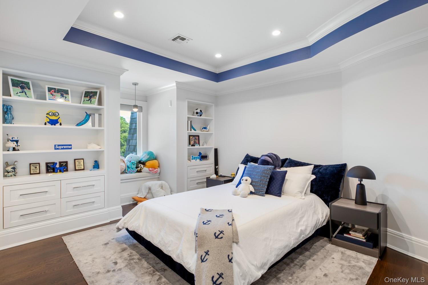 2 Hidden Pond Drive