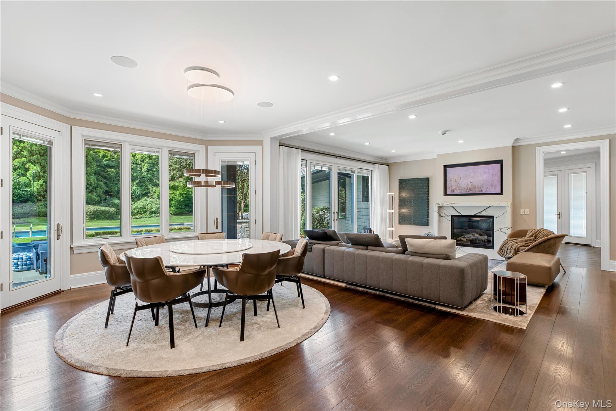 2 Hidden Pond Drive