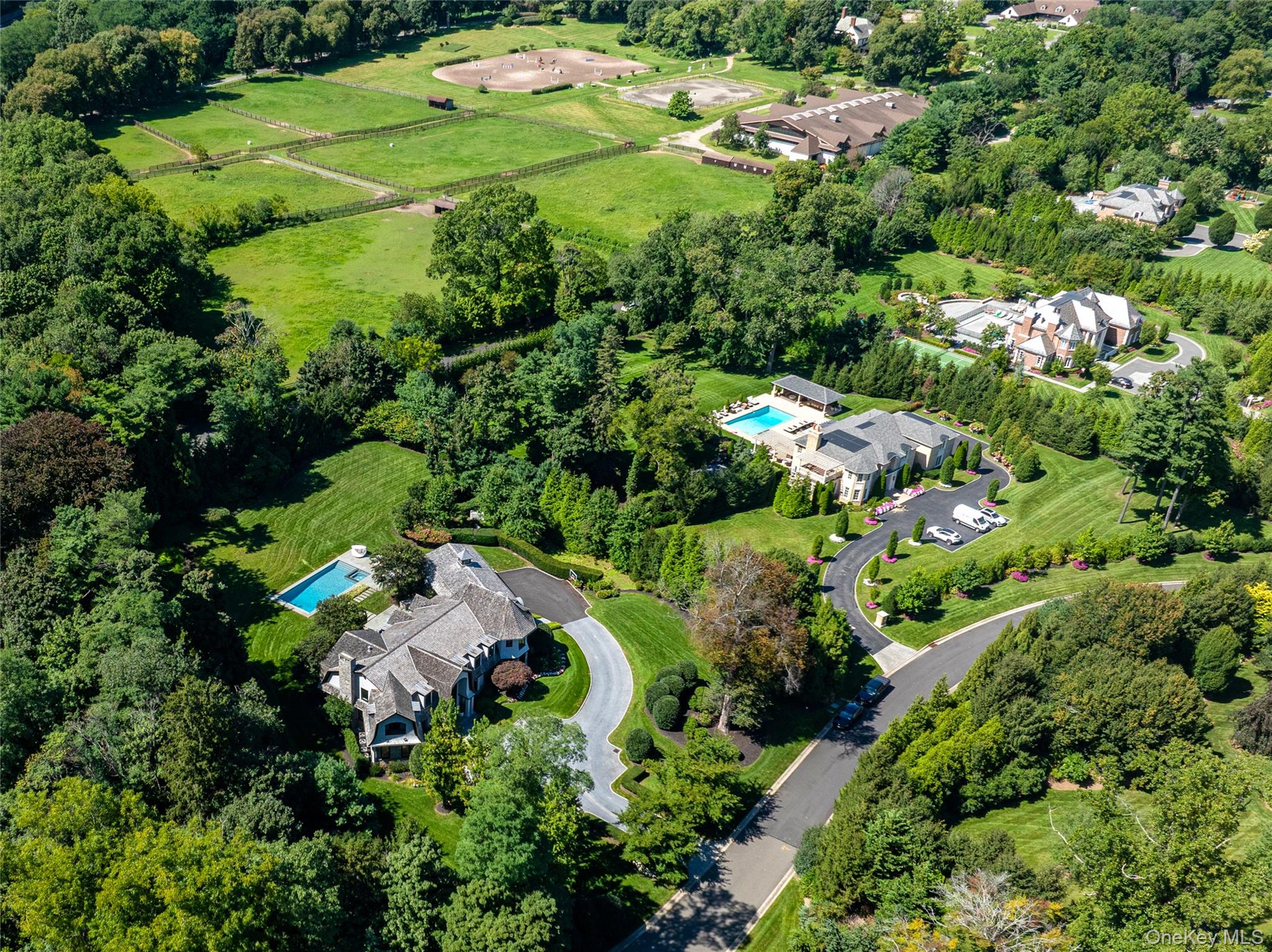 2 Hidden Pond Drive