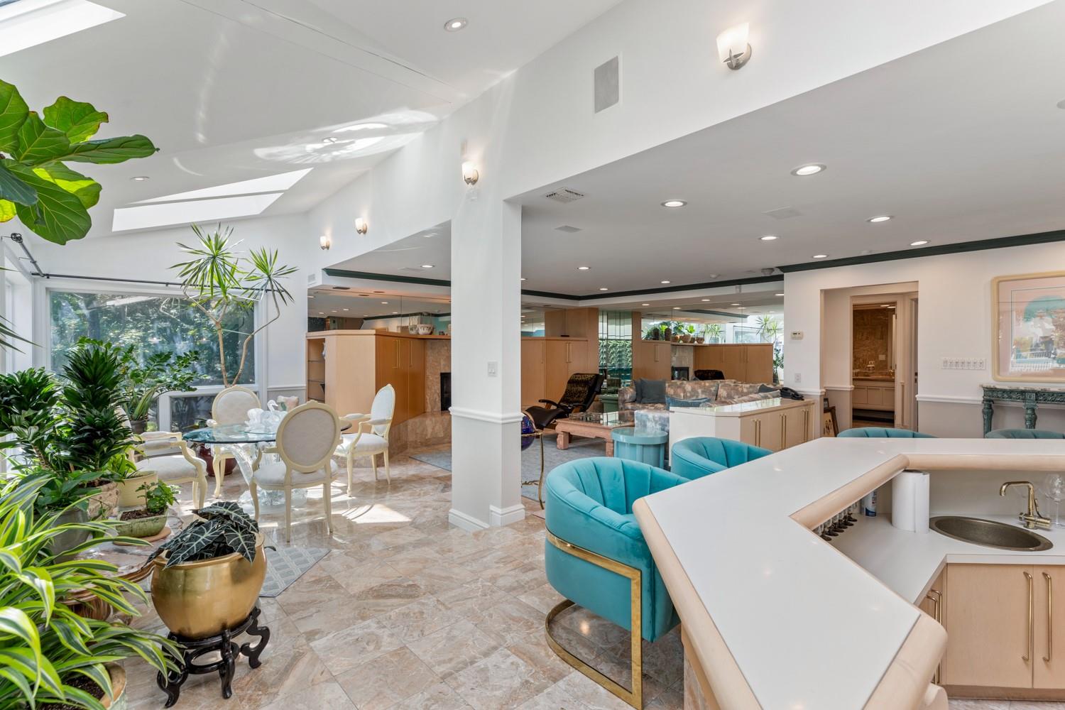 1416 Bay Boulevard