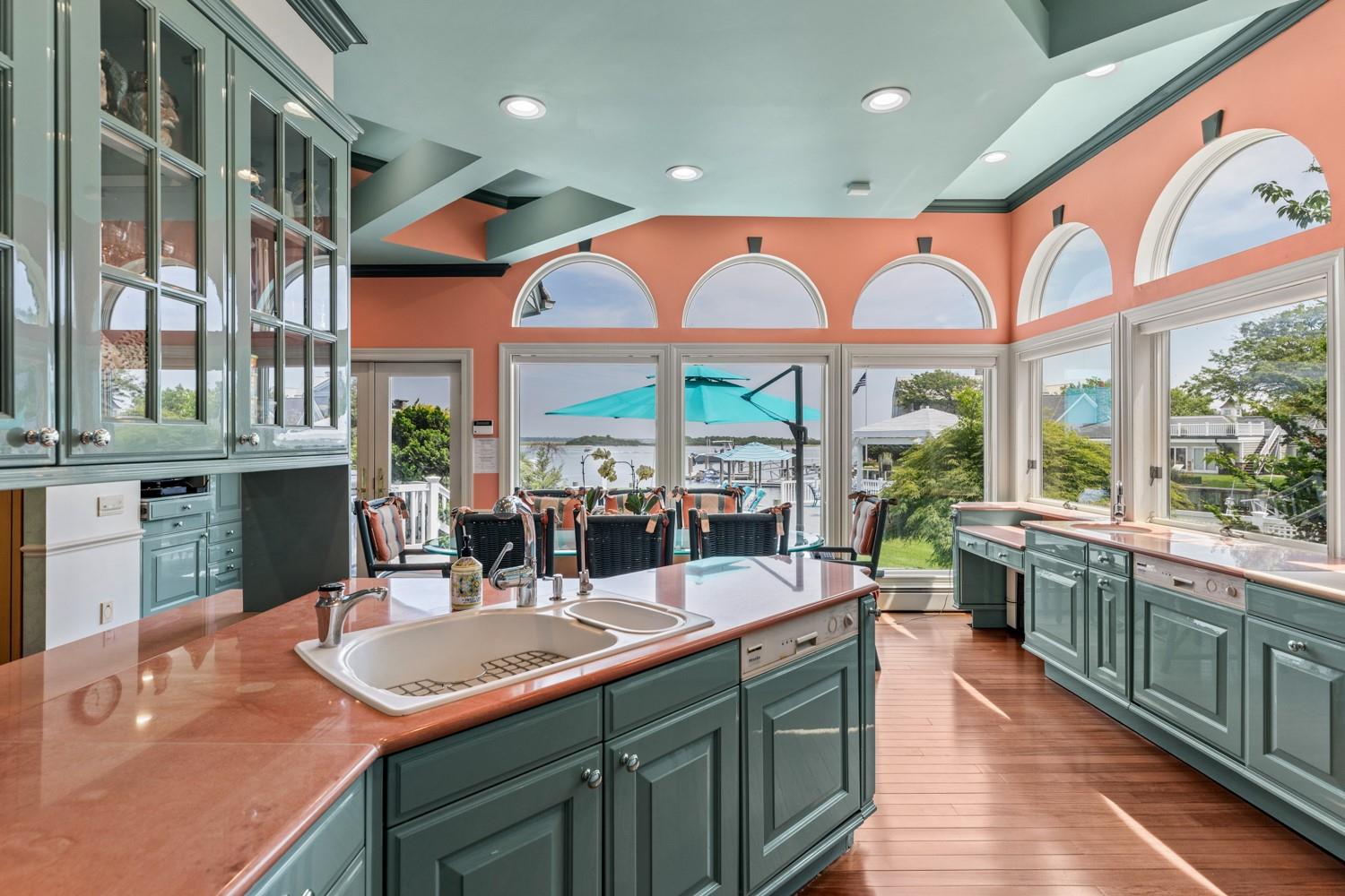 1416 Bay Boulevard